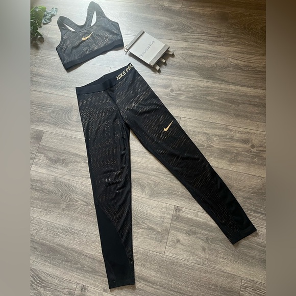 Nike Pro Metallic Dots Sports Bra & Tight Set in Black & Metallic Gold. Size M - Picture 6 of 14